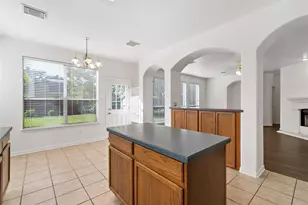 3326 Lakeway Ln, Pearland, TX 77584 - Photo 12