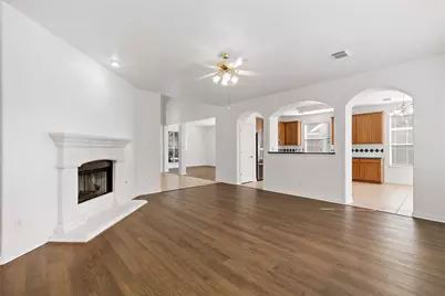 3326 Lakeway Lane, Pearland, TX 77584 - Photo 4