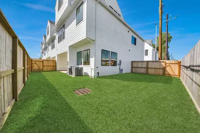 1418 Caywood Lane #D, Houston, TX 77055 - Photo 26