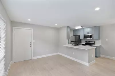 2201 Fountain View Drive #47, Houston, TX 77057 - Photo 12
