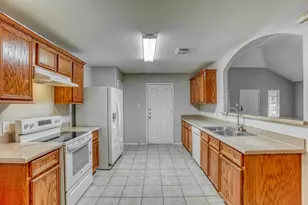 18719 Reynolds Park Dr, Katy, TX 77449 - Photo 8