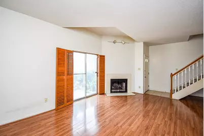 7575 Cambridge Street #1004, Houston, TX 77054 - Photo 6