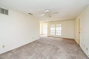 7575 Cambridge St, Houston, TX 77054 - Photo 14