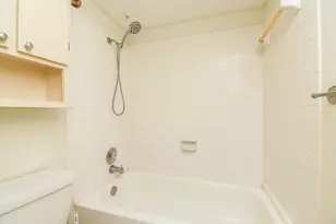 7575 Cambridge St, Houston, TX 77054 - Photo 20