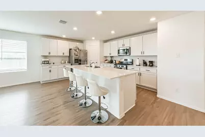 9811 Wembley Vista Court, Baytown, TX 77521 - Photo 8