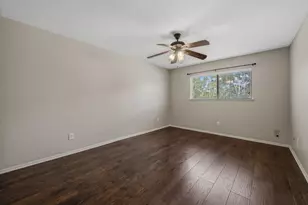 10834 Briar Forest Dr, Houston, TX 77042 - Photo 20