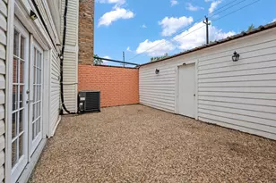 10834 Briar Forest Dr, Houston, TX 77042 - Photo 30