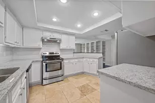 10834 Briar Forest Dr, Houston, TX 77042 - Photo 6