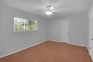 8868 Kempwood Dr, Houston, TX 77080 - Photo 12