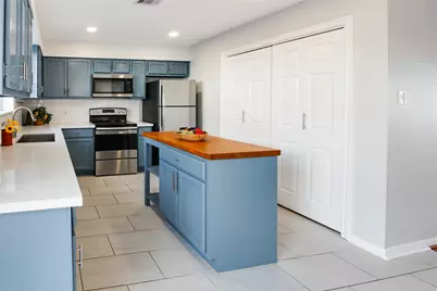 8868 Kempwood Drive, Houston, TX 77080 - Photo 2