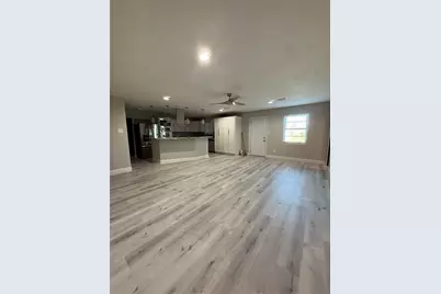 4406 Mallard Drive, Baytown, TX 77523 - Photo 2