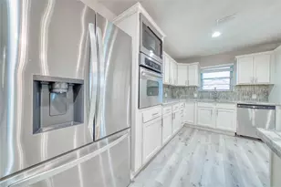 4406 Mallard Dr, Baytown, TX 77523 - Photo 10