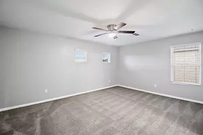 15607 Sheldon Ridge Way, Houston, TX 77044 - Photo 22