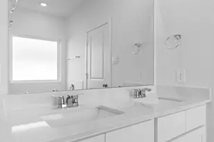 237 Amy St, Angleton, TX 77515 - Photo 20