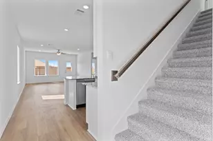 237 Amy St, Angleton, TX 77515 - Photo 10