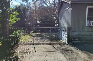 28222 Summer Ln, Pinehurst, TX 77362 - Photo 10