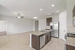 9514 Matilda Creek, Richmond, TX 77407 - Photo 4