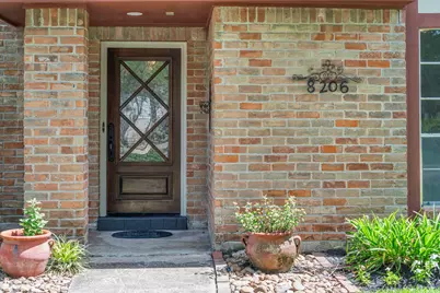 8206 Colonial Oaks Lane, Spring, TX 77379 - Photo 4