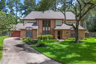 8206 Colonial Oaks Ln, Spring, TX 77379 - Photo 2