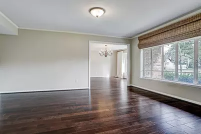 2202 Robinhood, Houston, TX 77005 - Photo 2