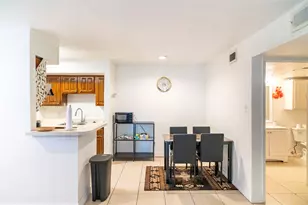 10202 Forum Park Dr, Houston, TX 77036 - Photo 10