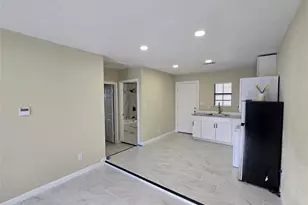 8703 Berndale St, Houston, TX 77029 - Photo 12