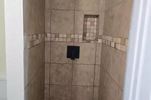 8703 Berndale St, Houston, TX 77029 - Photo 8