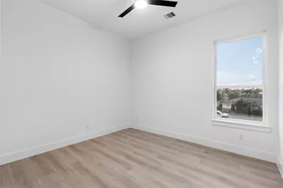 306 E 35th Street, Houston, TX 77018 - Photo 38