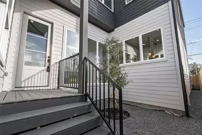 306 E 35th Street, Houston, TX 77018 - Photo 2