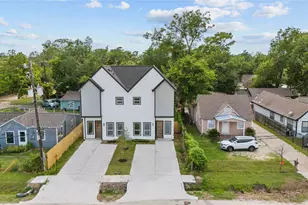 7805 Farnsworth St, Houston, TX 77022 - Photo 22