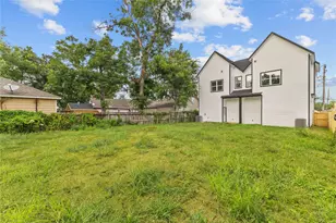 7805 Farnsworth St, Houston, TX 77022 - Photo 26