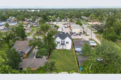 7805 Farnsworth Street #B, Houston, TX 77022 - Photo 24