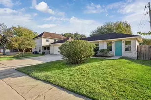 702 Huntercrest St, El Lago, TX 77586 - Photo 26