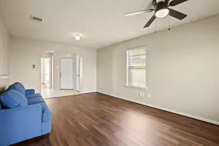 5247 Panay Park Dr, Houston, TX 77048 - Photo 8