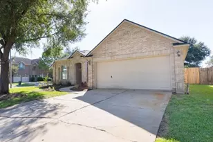 17238 Maple Hollow Dr, Sugar Land, TX 77498 - Photo 1