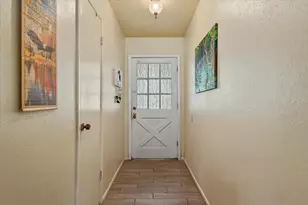 7510 Bubbling Spring Ln, Houston, TX 77086 - Photo 2