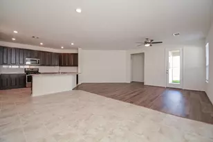 17327 Rock Willow Ln, Tomball, TX 77377 - Photo 4