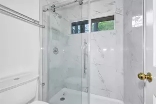 19 S Scarlet Elm Ct, The Woodlands, TX 77382 - Photo 28