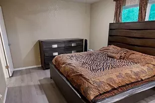 516 Dwyer St, Angleton, TX 77515 - Photo 8