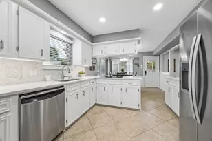 3702 Millbridge Dr, Houston, TX 77059 - Photo 4