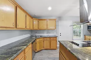 6203 Gaston St, Houston, TX 77016 - Photo 10