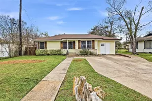 1710 Cavitt Ave, Bryan, TX 77801 - Photo 2