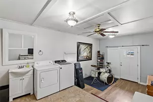 1710 Cavitt Ave, Bryan, TX 77801 - Photo 12