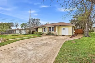 1710 Cavitt Ave, Bryan, TX 77801 - Photo 22