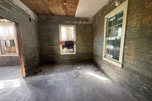 1220 34th St, Galveston, TX 77550 - Photo 6