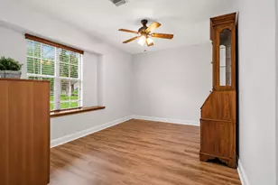 312 Springwood Dr, Conroe, TX 77385 - Photo 24