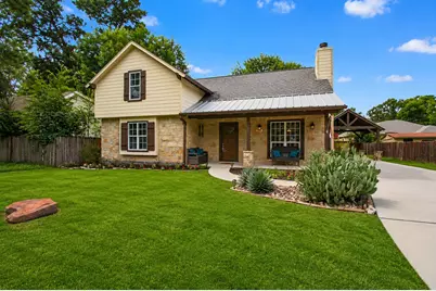 312 Springwood Drive, Conroe, TX 77385 - Photo 2