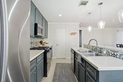 1250 W 18th Street, Houston, TX 77008 - Photo 12