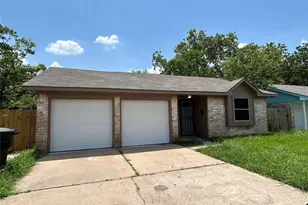 11814 Bay Cedar Dr, Houston, TX 77048 - Photo 1