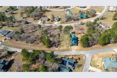 22 Hillsborough Drive, Huntsville, TX 77340 - Photo 2